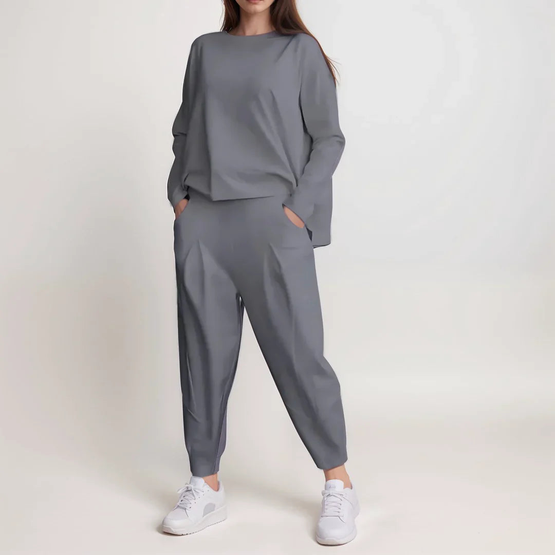 Lisa | Comfortable Two-piece Set with Round Neckline